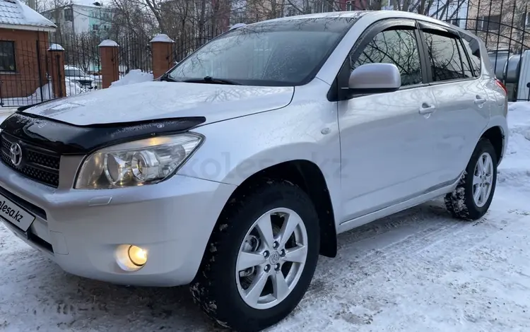 Toyota RAV4 2006 года за 6 800 000 тг. в Петропавловск
