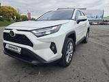 Toyota RAV4 2022 годаfor17 700 000 тг. в Алматы – фото 3