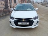 Chevrolet Onix 2023 года за 7 200 000 тг. в Актау – фото 4