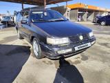 Volkswagen Passat 1994 года за 1 400 000 тг. в Атырау – фото 3