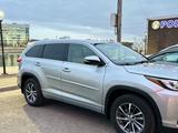 Toyota Highlander 2017 года за 13 500 000 тг. в Атырау – фото 3