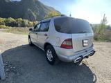 Mercedes-Benz ML 320 1998 годаүшін2 800 000 тг. в Усть-Каменогорск – фото 4