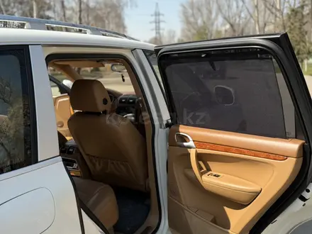Porsche Cayenne 2006 года за 6 000 000 тг. в Алматы – фото 15