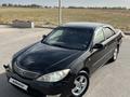 Toyota Camry 2005 года за 5 700 000 тг. в Алматы – фото 2