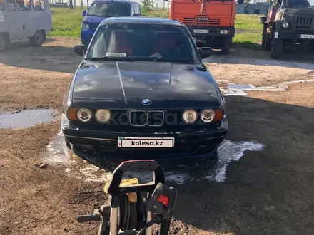 BMW 520 1991 года за 1 300 000 тг. в Кокшетау – фото 2