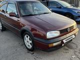 Volkswagen Golf 1992 годаүшін1 800 000 тг. в Караганда