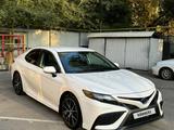 Toyota Camry 2022 годаfor13 500 000 тг. в Алматы