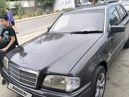 Mercedes-Benz C 180 1994 года за 1 400 000 тг. в Алматы – фото 6