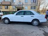 Mercedes-Benz C 200 1996 года за 1 300 000 тг. в Астана – фото 4