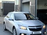 Chevrolet Cruze 2012 года за 3 500 000 тг. в Астана – фото 2