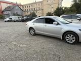 Toyota Camry 2010 годаүшін6 800 000 тг. в Усть-Каменогорск – фото 2