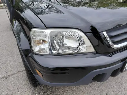 Honda CR-V 2000 года за 4 900 000 тг. в Алматы – фото 20