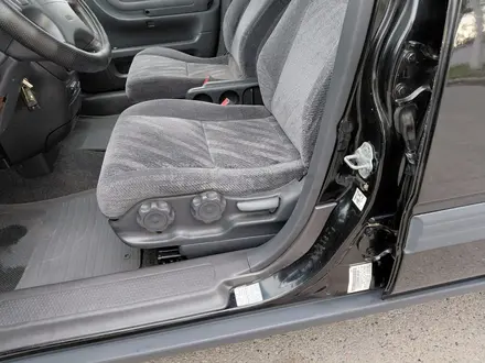 Honda CR-V 2000 года за 4 900 000 тг. в Алматы – фото 31