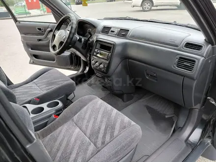 Honda CR-V 2000 года за 4 900 000 тг. в Алматы – фото 38