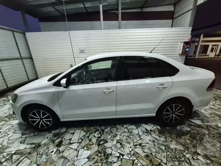 Volkswagen Polo 2012 года за 3 800 000 тг. в Караганда – фото 4