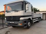 Mercedes-Benz  Actros 2000 годаүшін25 000 000 тг. в Атырау – фото 2