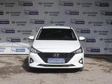 Hyundai Accent 2021 года за 8 390 000 тг. в Шымкент – фото 2