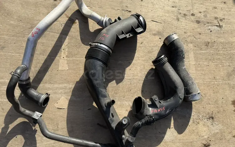 Патрубок bmw f15 N55 за 25 000 тг. в Алматы