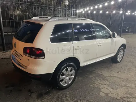 Volkswagen Touareg 2008 года за 5 300 000 тг. в Алматы – фото 3