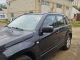 Suzuki Grand Vitara 2007 года за 4 200 000 тг. в Уральск – фото 2