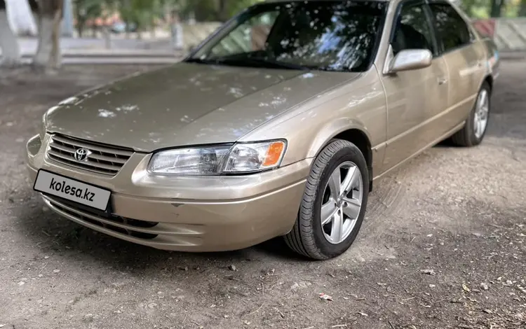 Toyota Camry 1998 годаүшін3 600 000 тг. в Тараз