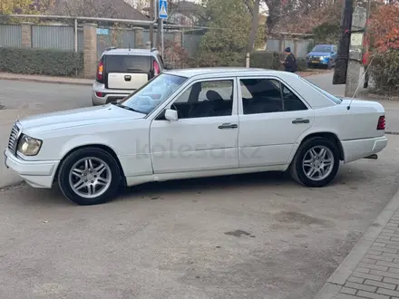 Mercedes-Benz E 300 1992 года за 1 900 000 тг. в Алматы – фото 7