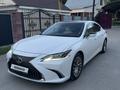 Lexus ES 250 2018 года за 19 200 000 тг. в Алматы – фото 2