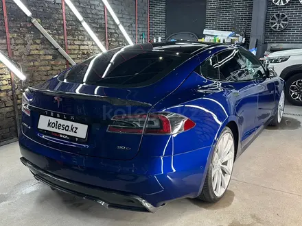 Tesla Model S 2017 года за 17 200 000 тг. в Алматы – фото 5
