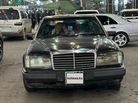 Mercedes-Benz E 200 1990 годаүшін1 000 000 тг. в Астана