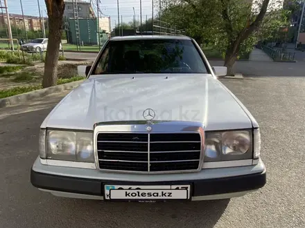 Mercedes-Benz E 200 1989 года за 1 200 000 тг. в Шымкент – фото 6