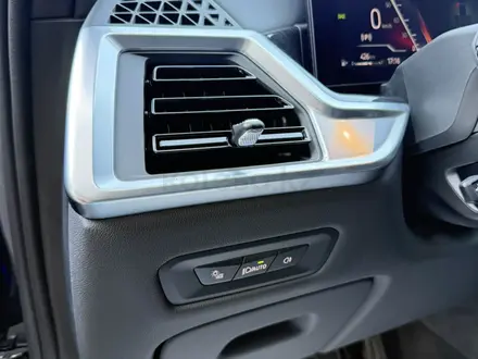 BMW X6 2024 года за 48 800 000 тг. в Алматы – фото 38