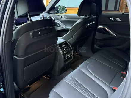 BMW X6 2024 года за 48 800 000 тг. в Алматы – фото 50