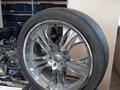 Комплект диски и резина R24 6*139.7 Cadillac Escalade Toyota Estima № 1378 за 250 000 тг. в Караганда