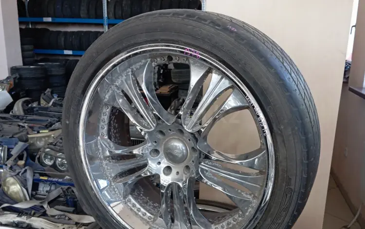Комплект диски и резина R24 6*139.7 Cadillac Escalade Toyota Estima № 1378 за 250 000 тг. в Караганда