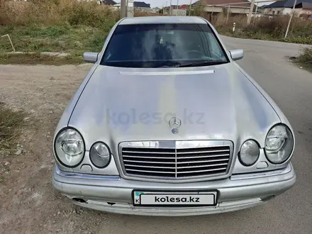 Mercedes-Benz E 280 1998 года за 2 500 000 тг. в Алматы – фото 10