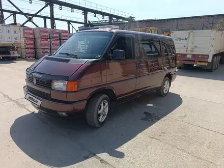 Volkswagen Caravelle 1992 года за 4 000 000 тг. в Семей – фото 4