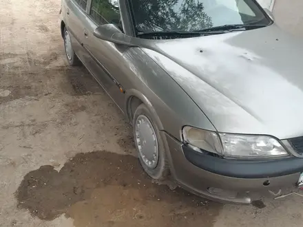 Opel Vectra 1996 года за 650 000 тг. в Кызылорда – фото 4