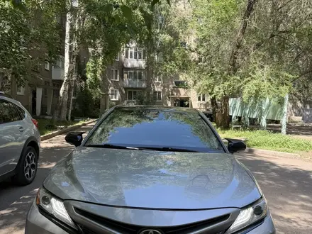 Toyota Camry 2020 года за 11 500 000 тг. в Усть-Каменогорск