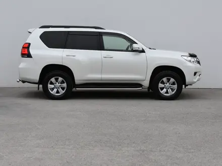 Toyota Land Cruiser Prado Comfort 2019 года за 18 600 000 тг. в Атырау – фото 4