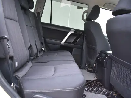 Toyota Land Cruiser Prado Comfort 2019 года за 18 600 000 тг. в Атырау – фото 15