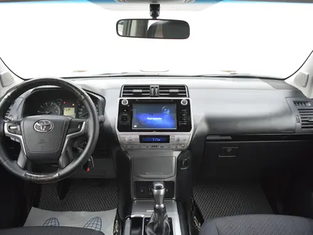 Toyota Land Cruiser Prado Comfort 2019 года за 18 600 000 тг. в Атырау – фото 11