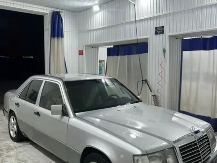 Mercedes-Benz E 230 1989 года за 1 500 000 тг. в Кызылорда – фото 5