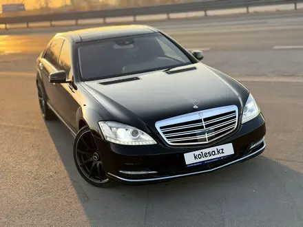 Mercedes-Benz S 500 2011 года за 13 500 000 тг. в Алматы – фото 28