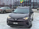 Toyota RAV4 2016 годаfor7 000 000 тг. в Актобе – фото 5