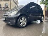 Mercedes-Benz A 160 2002 годаfor2 500 000 тг. в Караганда