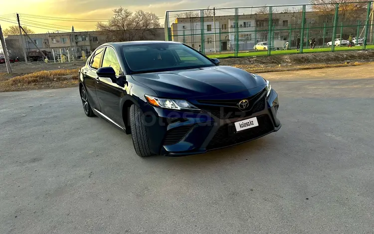 Toyota Camry 2019 годаүшін10 500 000 тг. в Атырау