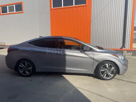 Hyundai Elantra 2014 года за 6 000 000 тг. в Атырау – фото 8