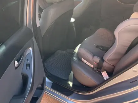 Hyundai Elantra 2014 года за 6 000 000 тг. в Атырау – фото 10