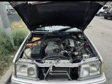 Mercedes-Benz E-Class, 1993