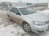 Toyota Camry 2004 года за 3 700 000 тг. в Актобе – фото 3